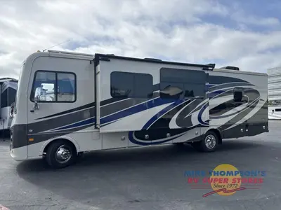 2018 Holiday Rambler Admiral photo 9