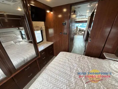 2018 Holiday Rambler Admiral photo 30