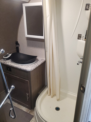 2017 FOREST RIVER R-POD photo 10