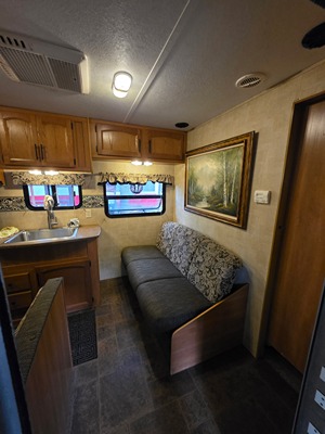 2012 KEYSTONE HIDEOUT photo 3