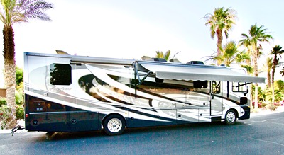 2021 FLEETWOOD PACE ARROW photo 7