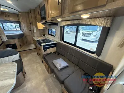 2021 Coachmen RV Leprechaun photo 22