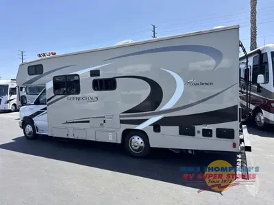 2021 Coachmen RV Leprechaun photo 9