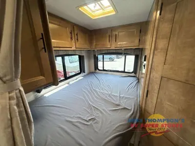 2021 Coachmen RV Leprechaun photo 33
