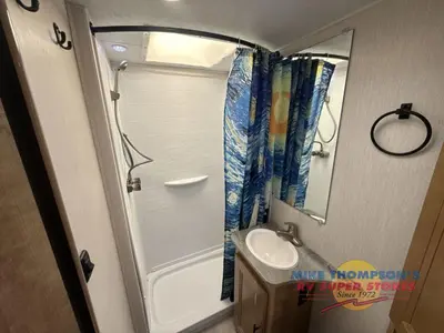 2021 Coachmen RV Leprechaun photo 37