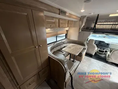 2020 Coachmen RV Leprechaun photo 38