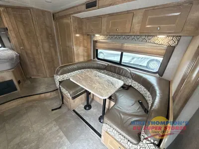 2020 Coachmen RV Leprechaun photo 23