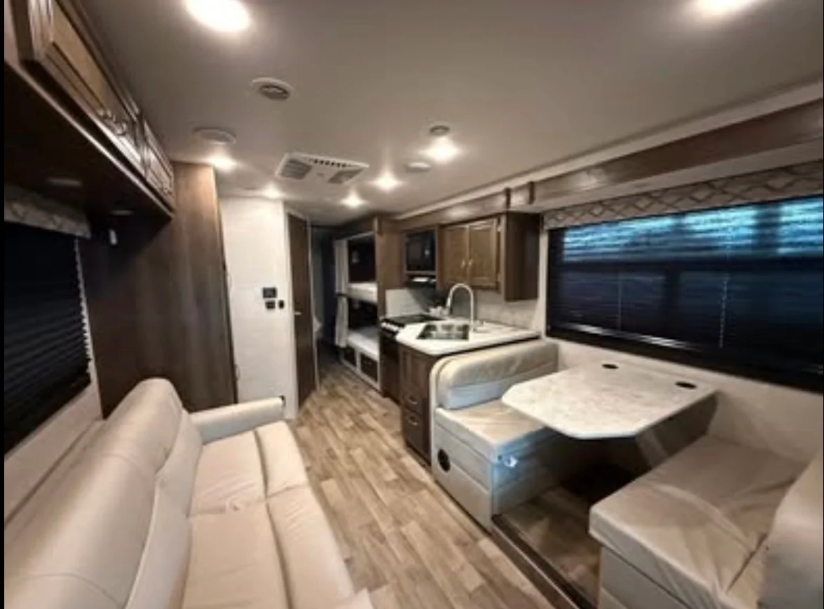 2021 JAYCO GREYHAWK exterior