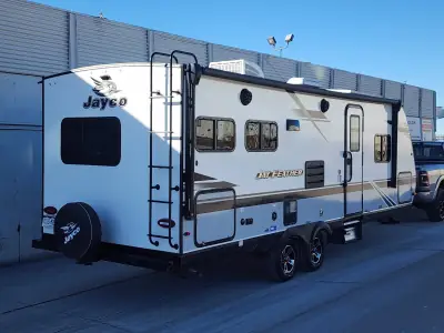 2021 JAYCO JAY FEATHER photo 4