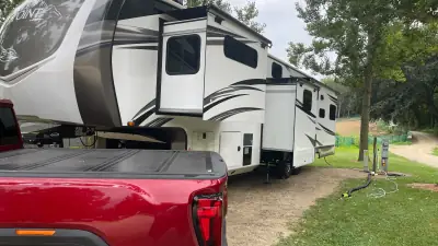2021 JAYCO NORTH POINT photo 2