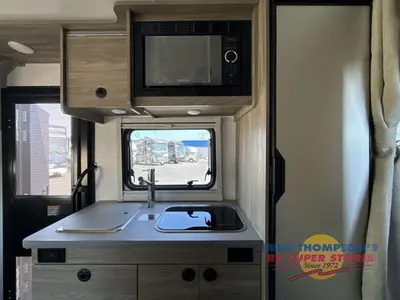 2027 Winnebago Ekko photo 17