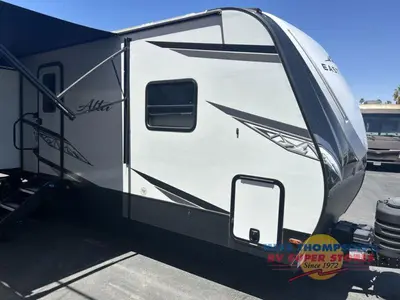 Used 2024 EAST TO WEST Alta 2810KIK