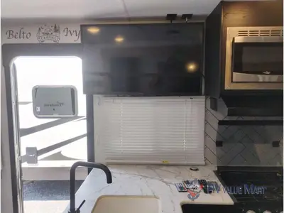 2022 Coachmen RV Freedom Express Ultra Lite photo 20