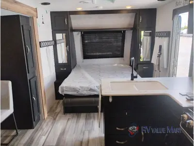 2022 Coachmen RV Freedom Express Ultra Lite photo 17