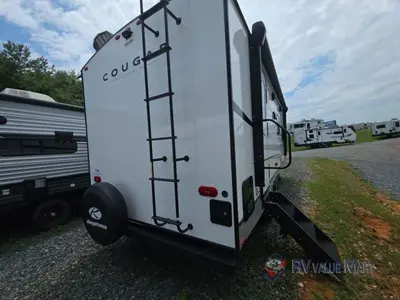 2023 Keystone Cougar Half-Ton photo 8