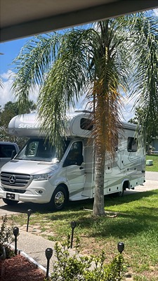 2023 FOREST RIVER SUNSEEKER photo 5