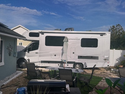 2023 FOREST RIVER SUNSEEKER photo 3
