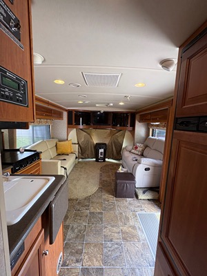 2011 WINNEBAGO ASPECT photo 9