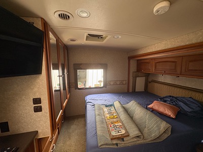 2011 WINNEBAGO ASPECT photo 10