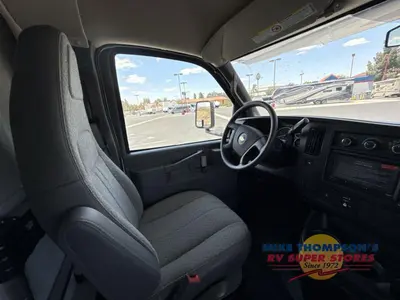 2027 Thor Motor Coach Chateau photo 11