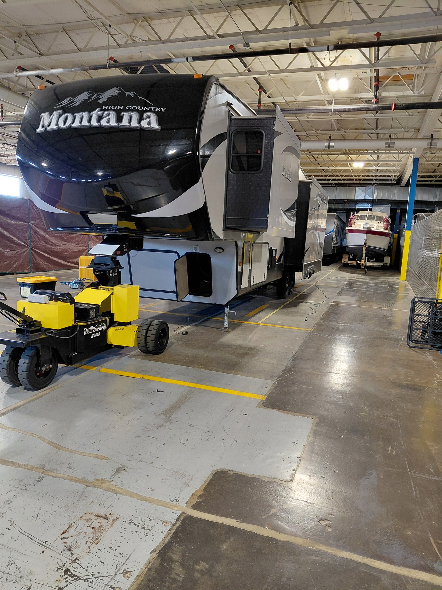 2015 KEYSTONE MONTANA exterior