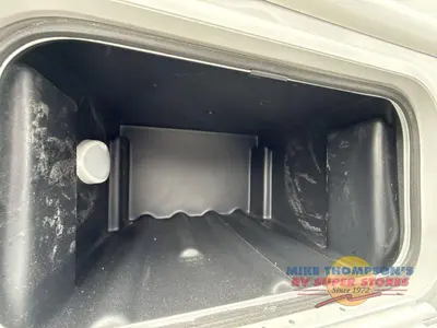 2027 Thor Motor Coach Chateau photo 41