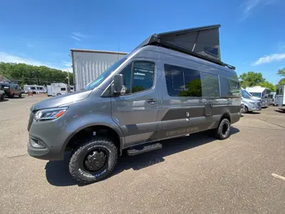 2026 Storyteller Overland Storyteller Overland photo 5