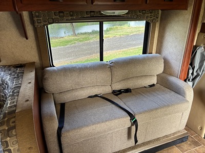 2011 FOREST RIVER SUNSEEKER photo 9