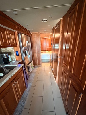 2015 TIFFIN MOTORHOMES PHAETON photo 18