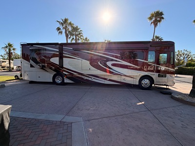 2015 TIFFIN MOTORHOMES PHAETON photo 6