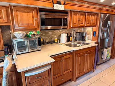 2015 TIFFIN MOTORHOMES PHAETON photo 12