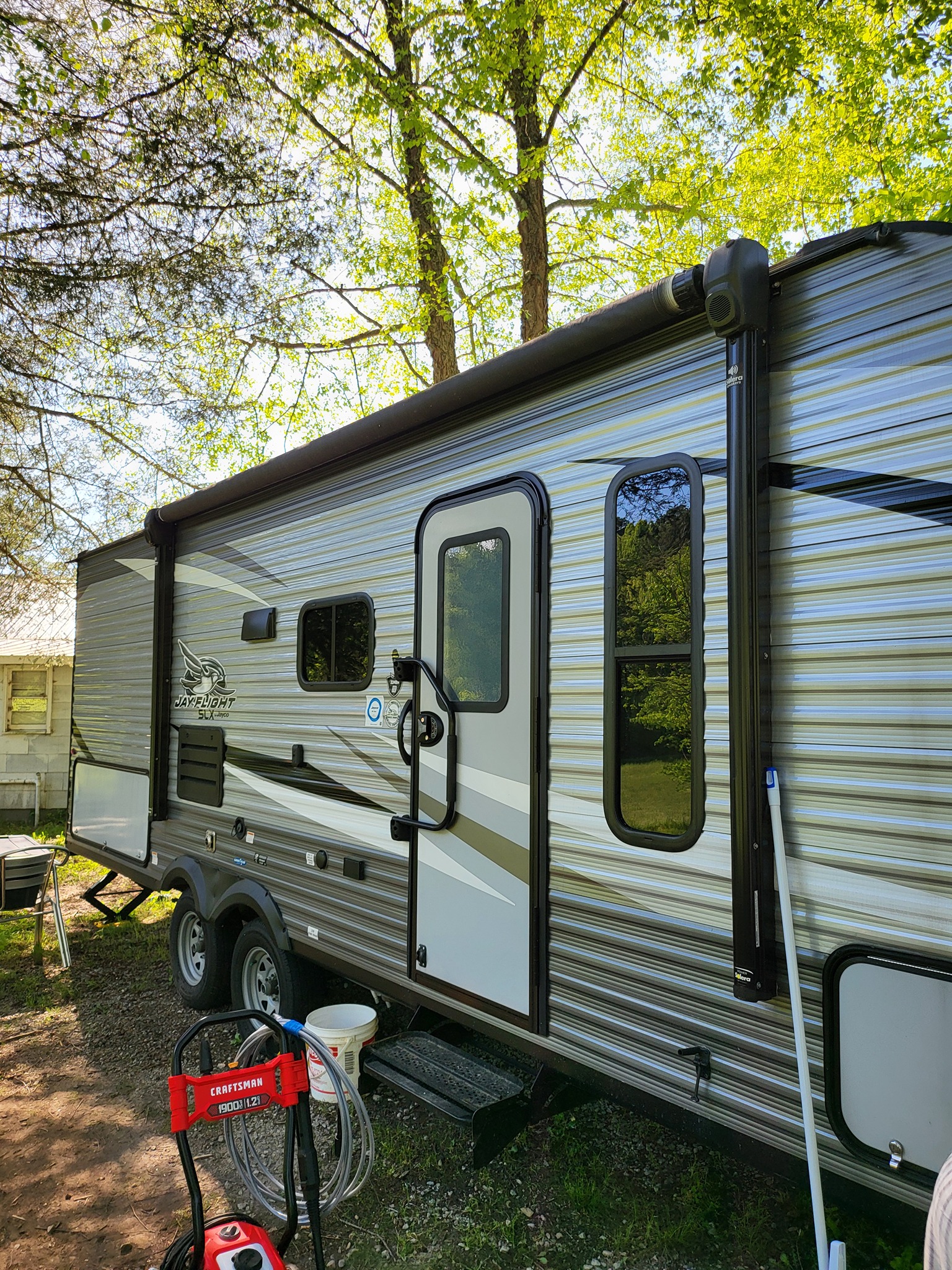 2020 JAYCO JAY FLIGHT SLX 8 exterior