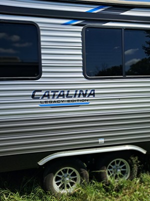 2022 COACHMEN CATALINA LEGACY EDITION photo 2