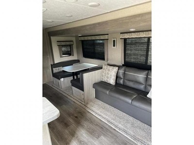 2022 COACHMEN CATALINA LEGACY EDITION photo 5