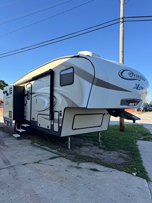 Used 2017 Keystone Cougar 28