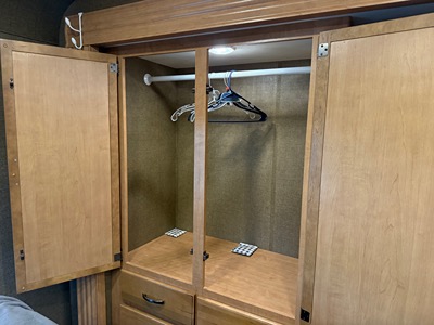 2016 THOR MOTOR COACH A C E photo 9