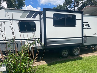 2022 COACHMEN APEX NANO photo 3