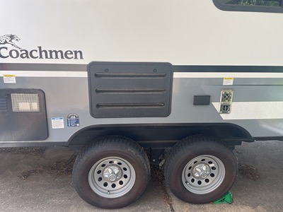 2022 COACHMEN APEX NANO photo 10