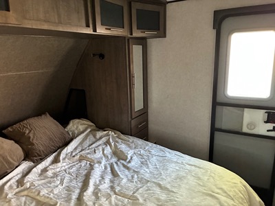 2019 FOREST RIVER SURVEYOR photo 10