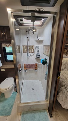 2017 TIFFIN MOTORHOMES ALLEGRO BUS photo 10