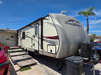 Used 2015 Cruiser Rv Corp Fun Finder 241LRK