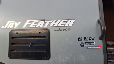 2016 JAYCO JAY FEATHER photo 9