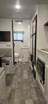 2022 FOREST RIVER R-POD photo 4