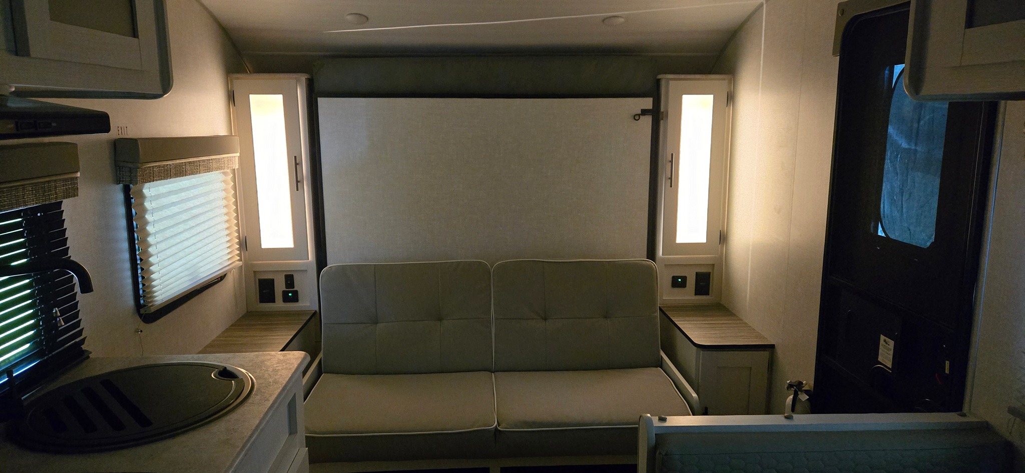 2022 FOREST RIVER R-POD exterior