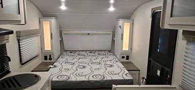 2022 FOREST RIVER R-POD photo 3