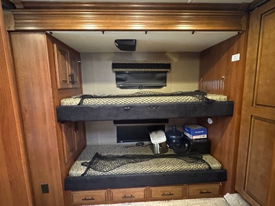 2015 FLEETWOOD DISCOVERY photo 5