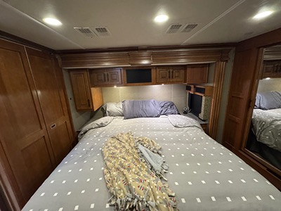 2015 FLEETWOOD DISCOVERY photo 4