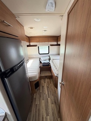 2016 WINNEBAGO NAVION photo 5