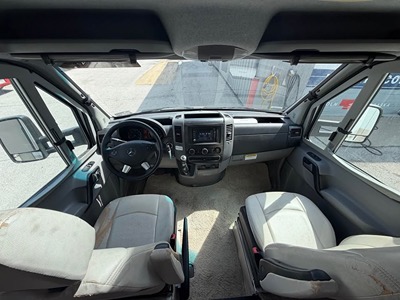 2016 WINNEBAGO NAVION photo 9