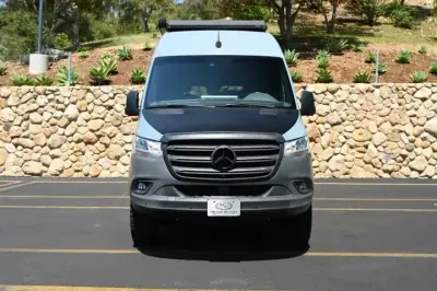 2021 OVERLAND STEALTH photo 2